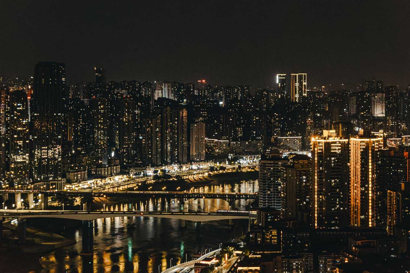 集团发布新一轮三年战略规划